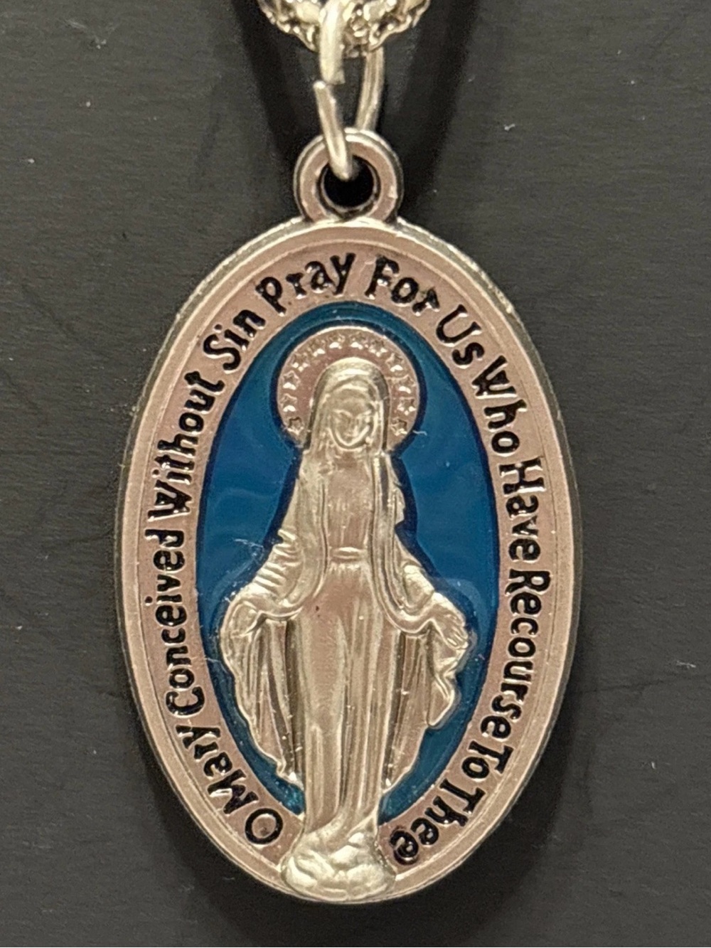 Holy Mary Catholic Medal‎ Pendant Necklace 19″ Chain
